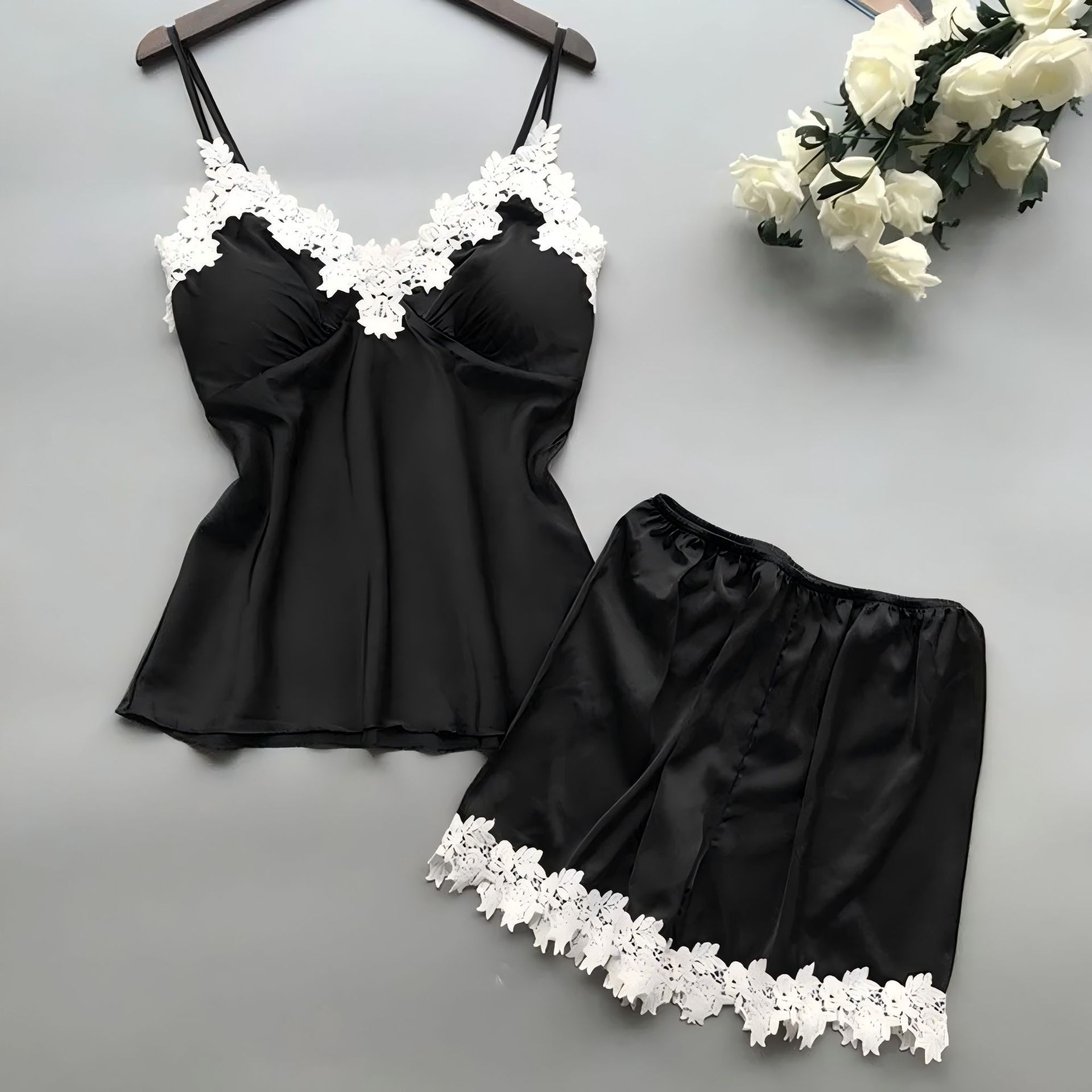 Wholesale lingerie for boutiques — GoodBase